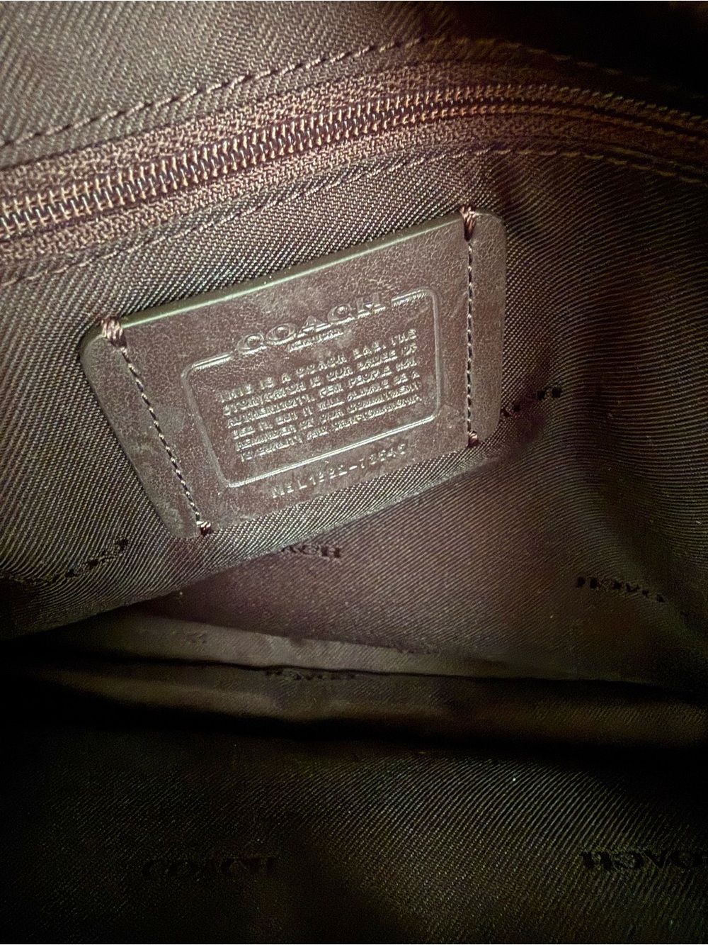 Coach Dalton 31 Shoulder Bag Aurora NWT - Picture 8 of 11
